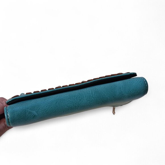 Turquoise Faux Leather Feather Arrow Convertible Wallet Clutch Crossbody - Picture 5 of 16